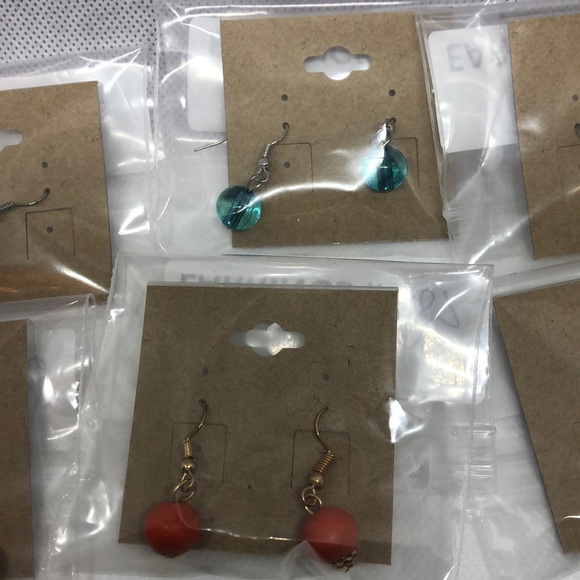 New 6 pair of earrings - Picture 4 of 6